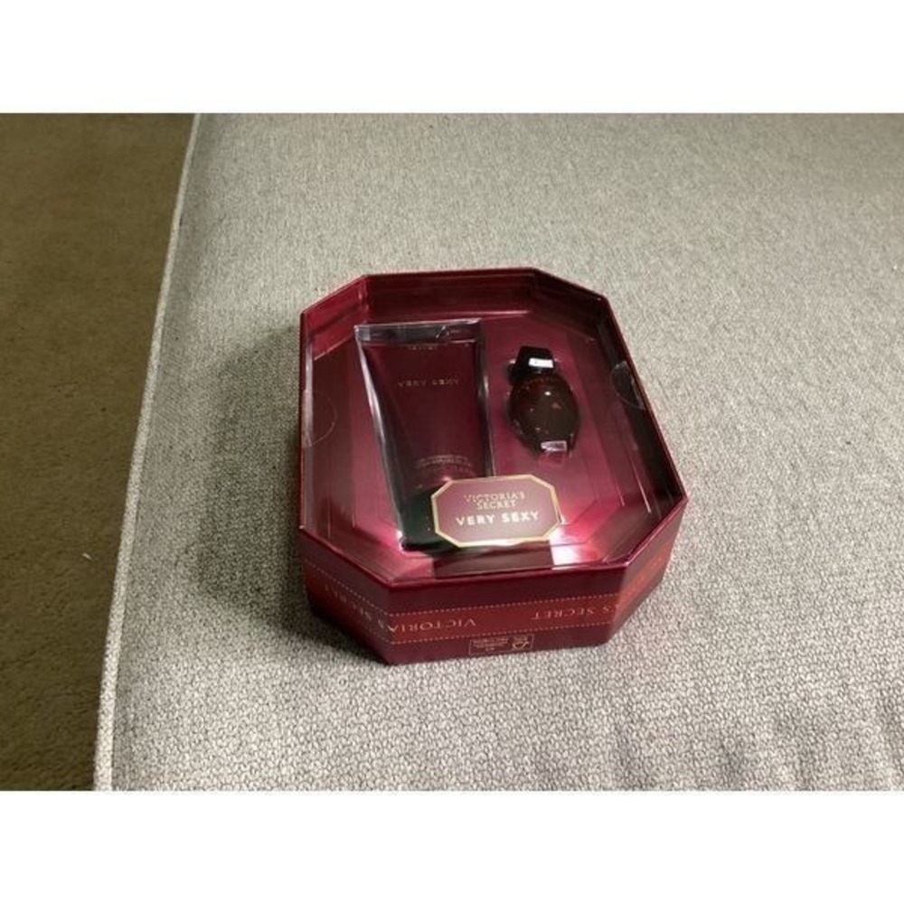 Victoria Secret very sexy on the go duo‎